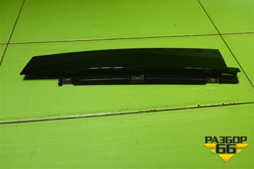 Накладка двери задней правой (на рамку) (6600002357) для Geely Tugella с 2019г (Тугелла)