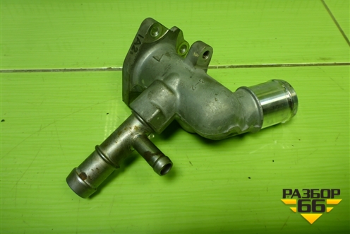 Фланец двигателя системы охлаждения (1.6л G4FC) (256002B003) для Kia Rio с 2011-2016г (Рио 3)