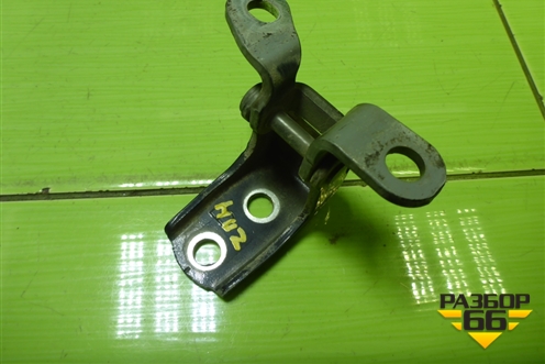 Петля двери задней правой нижняя для Honda Civic 5D с 2005-2011г (Цивик)