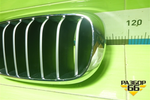 Решетка радиатора левая (7316075) для BMW X5 F15 с 2013г (Х5 Ф15)