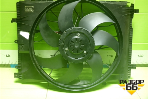 Вентилятор охлаждения радиатора (A2049066802) для Mercedes Benz E-Klass W212 с 2009-2016г (Е)