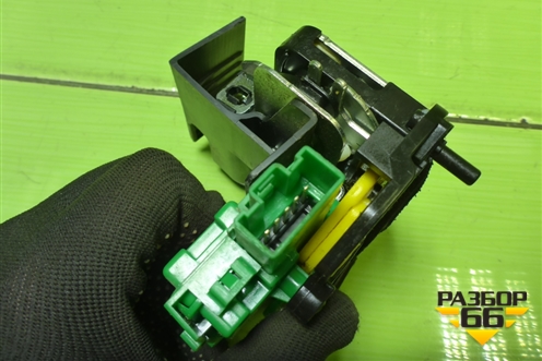 Замок двери задней левой для Kia Rio с 2011-2016г (Рио 3)