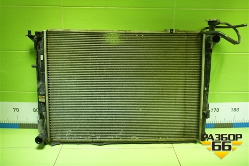 Радиатор охлаждения (2.4л G4KE) (253102W890) для Hyundai Santa Fe с 2012-2018г (Санта Фе)