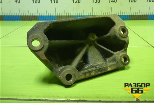 Кронштейн КПП (2.4л G4KE) для Hyundai Santa Fe с 2012-2018г (Санта Фе)