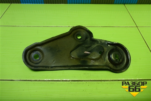 Кронштейн подрамника правый для Hyundai Santa Fe с 2012-2018г (Санта Фе)