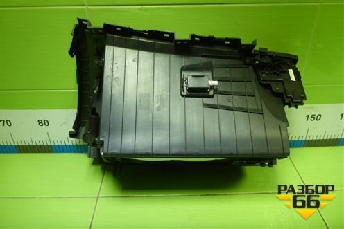 Бардачок (845402W000) для Hyundai Santa Fe с 2012-2018г (Санта Фе)