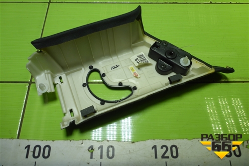 Обшивка стойки задняя верхняя правая (858602W200) для Hyundai Santa Fe с 2012-2018г (Санта Фе)