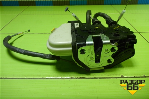 Замок двери задней левой (814102W010) для Hyundai Santa Fe с 2012-2018г (Санта Фе)