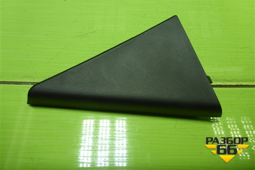 Накладка двери задней правой уголок (839202W000) для Hyundai Santa Fe с 2012-2018г (Санта Фе)