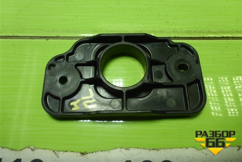 Кронштейн радиатора нижний левый для Hyundai Santa Fe с 2012-2018г (Санта Фе)