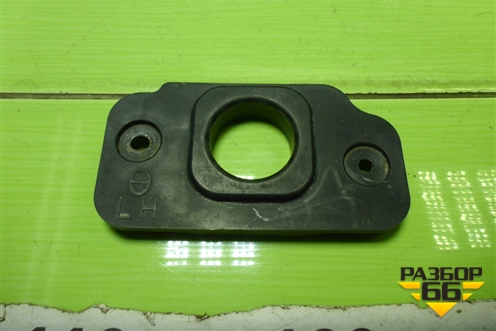 Кронштейн радиатора нижний левый для Hyundai Santa Fe с 2012-2018г (Санта Фе)