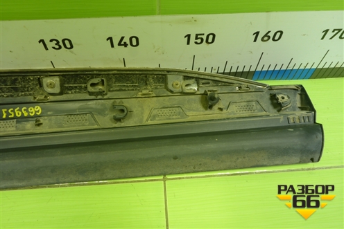 Накладка двери передней левой (5500164XKQ00B) для Haval F7 с 2019г (Ф7)