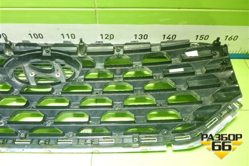 Решетка радиатора (86352S1600) для Hyundai Santa Fe с 2018-2024г (Санта Фе)