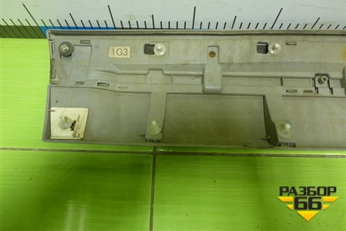 Накладка двери задней правой (после 2012г) (7507560120) для Toyota Land Cruiser (200) с 2008г (Ленд Крузер)