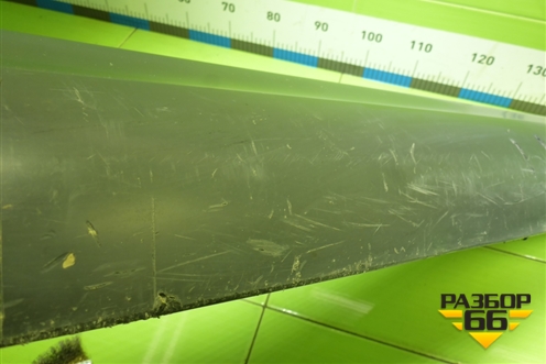 Накладка двери передней левой (4L0853959) для Audi Q7 c 2005-2015г (Ку 7)