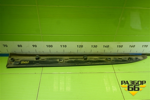 Накладка двери передней правой (после 2015г) (5727A404) для Mitsubishi Outlander с 2012-2024г (Аутлендер)