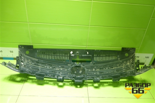 Решетка радиатора (5N0853653E) для Volkswagen Tiguan с 2007-2011г (Тигуан)