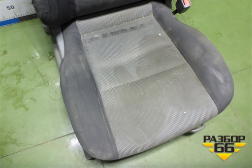 Сиденья комплект (хетчбэк без обогрева с AIRBAG) для Chevrolet Lacetti с 2003г (Лачетти)