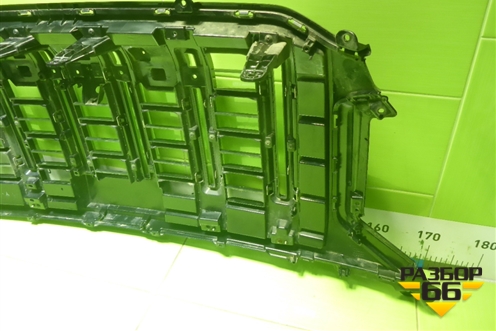 Решетка радиатора (под камеру) (2803200P33Z0) для JAC T9 с 2021-2025г (Т9)