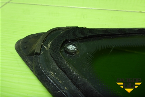 Стекло глухое левое (8R0845299Q) для Audi Q5 c 2008-2017г (Ку 5)