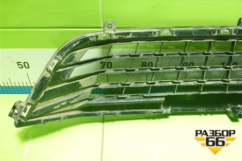 Решетка в передний бампер центральная (602001637AA) для Kaiyi E5 с 2021г (Е5)