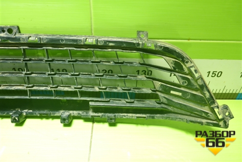 Решетка в передний бампер центральная (602001637AA) для Kaiyi E5 с 2021г (Е5)