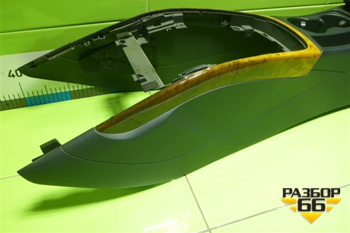 Подлокотник (8K0854981) для Audi A4 (В8) с 2007-2015г (А4)