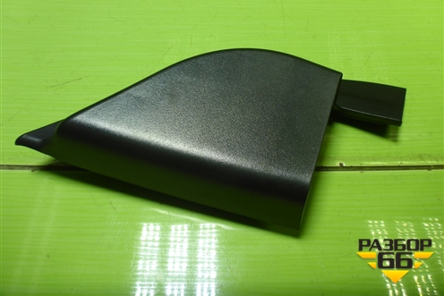 Накладка двери передней левой уголок (95015625) для Chevrolet Aveo (Т300) с 2011г (Авео Т300)