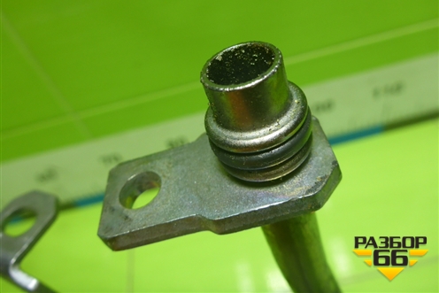 Трубки охлаждения КПП (8E0317819AC) для Audi A4 (В7) с 2004-2009г (А4)