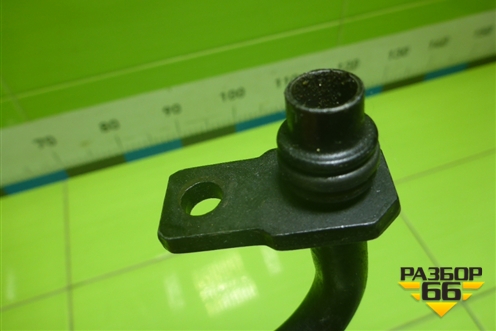 Трубка охлаждения КПП (8E0317826C) для Audi A4 (В6) с 2000-2006г (А4)