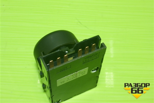 Кнопка (регулировки сиденья) (13285104) для Opel Insignia с 2008-2017г (Инсигниа)