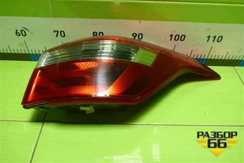 Фонарь задний наружный правый (92402M0000) для Hyundai Creta с 2016-2021г (Крета)