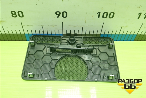 Индикатор парковки (A2046800589) для Mercedes Benz C-Klass W204 с 2007-2014г (Ц)