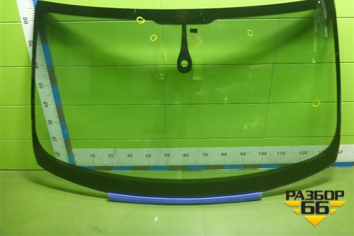 Стекло лобовое (под датчик дождя) для Audi Q3 с 2011-2018г (Ку 3)