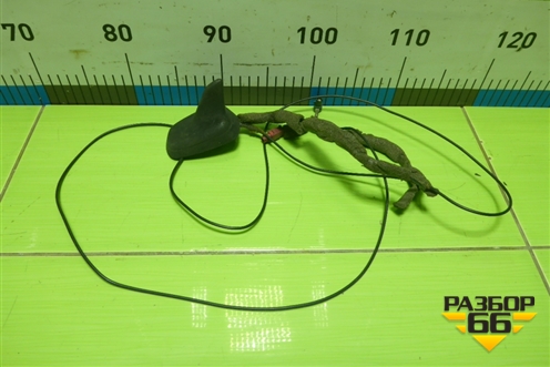 Антенна на крышу (8E9035503T) для Audi A4 (В7) с 2004-2009г (А4)