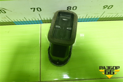 Дефлектор воздушный правый (5M0819704) для Volkswagen Tiguan с 2007-2011г (Тигуан)