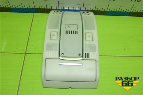 Плафон салонный передний (4F0947135H) для Audi A6 (C6) с 2004-2011г (А6)