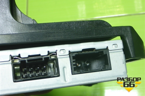 Блок электронный (мультимедийный интерфейс) (A2049000300) для Mercedes Benz C-Klass W204 с 2007-2014г (Ц)