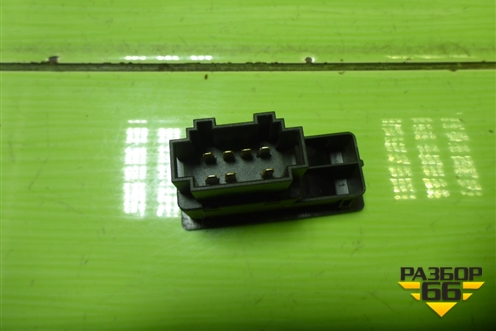 Кнопка стеклоподъёмника (8450006925) для VAZ Vesta/Веста с 2015г