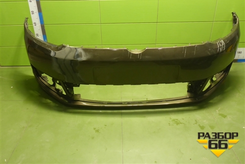 Бампер передний (1T0807221) для Volkswagen Touran с 2010-2016г (Тоуран)