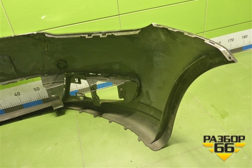 Бампер передний (1T0807221) для Volkswagen Touran с 2010-2016г (Тоуран)