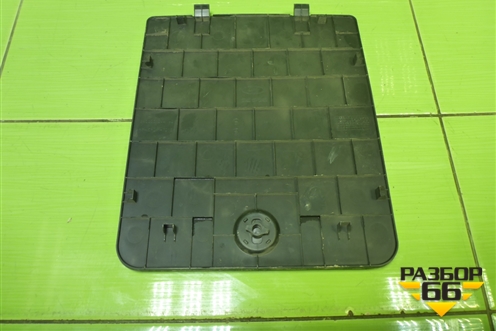 Накладка внутренняя (на обшивку багажника правая универсал) (8450031044) для VAZ Vesta/Веста с 2015г