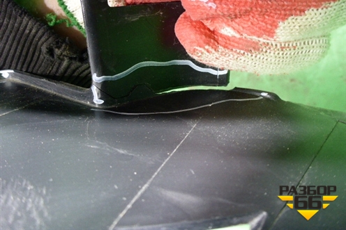 Бампер задний (верхняя часть после 2014г под парктроник) (8U0807385C) для Audi Q3 с 2011-2018г (Ку 3)