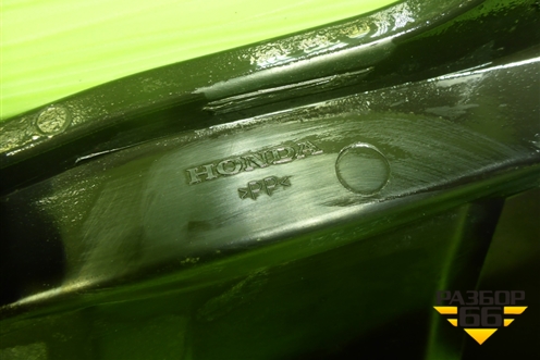 Решетка радиатора (71121SMGE01) для Honda Civic 5D с 2005-2011г (Цивик)