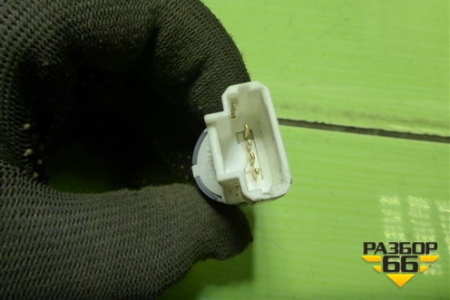 Датчик включения стопсигнала (8200168238) для VAZ Vesta/Веста с 2015г