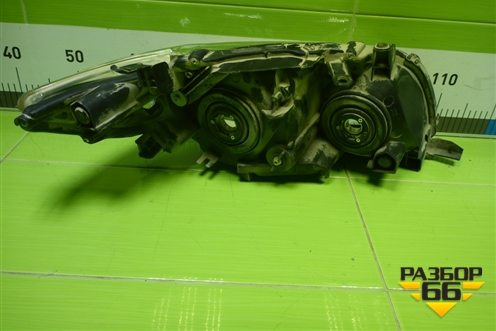 Фара левая (до 2010г галоген Дубликат) (8117012A60) для Toyota Corolla (E15) с 2006-2013г (Королла 150)