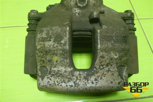 Суппорт передний левый для Mercedes Benz C-Klass W204 с 2007-2014г (Ц)