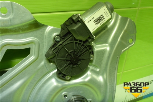 Стеклоподъёмник электрический передний правый (824802Y000) для Hyundai ix 35 с 2010г (Ай икс 35)