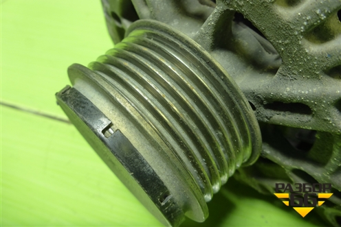 Генератор (2.0л G4KD) (3730025600) для Hyundai ix 35 с 2010г (Ай икс 35)