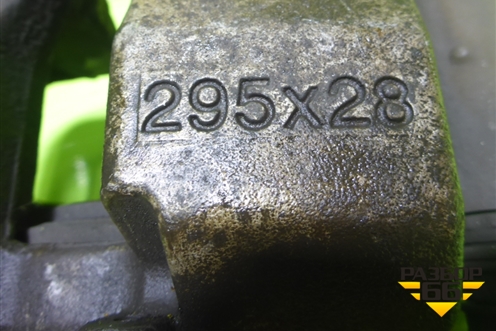 Суппорт передний правый для Mercedes Benz C-Klass W204 с 2007-2014г (Ц)